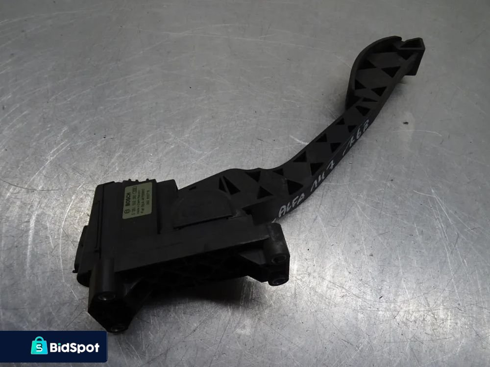 ALFA ROMEO 147 HB 3D 00-04 POTENCJOMETR PEDAŁ GAZU 0281002380