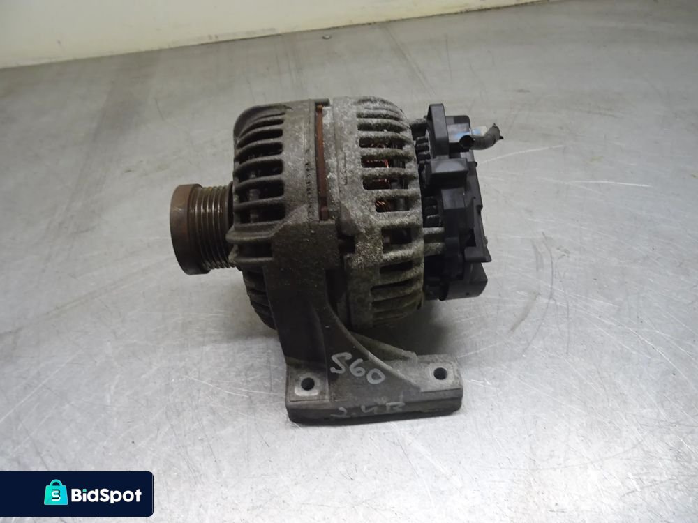VOLVO S60 LIFT 2.4B ALTERNATOR 30667787