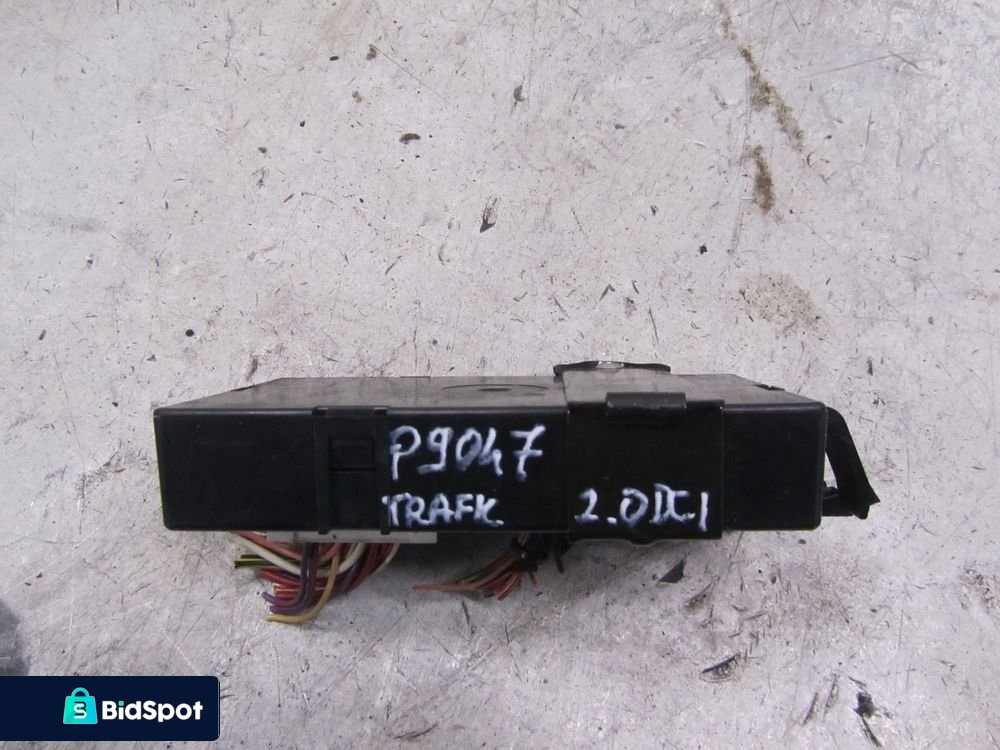 renault trafic-vivaro 2.0 dci moduł uch n3