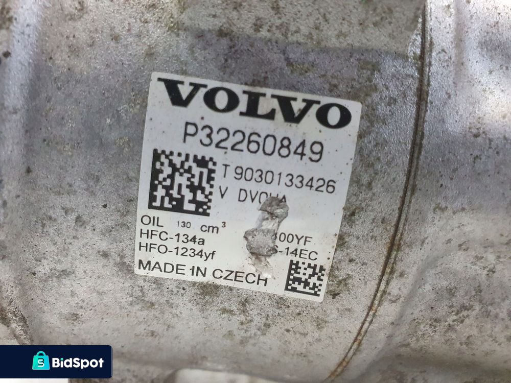 Volvo XC60 II 2.0 D4 SPRĘŻARKA KLIMATYZACJI pompa P32260849
