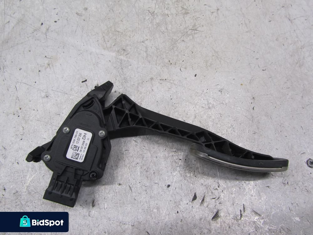 opel insignia a 2.0 potencjometr pedał gazu 13237356
