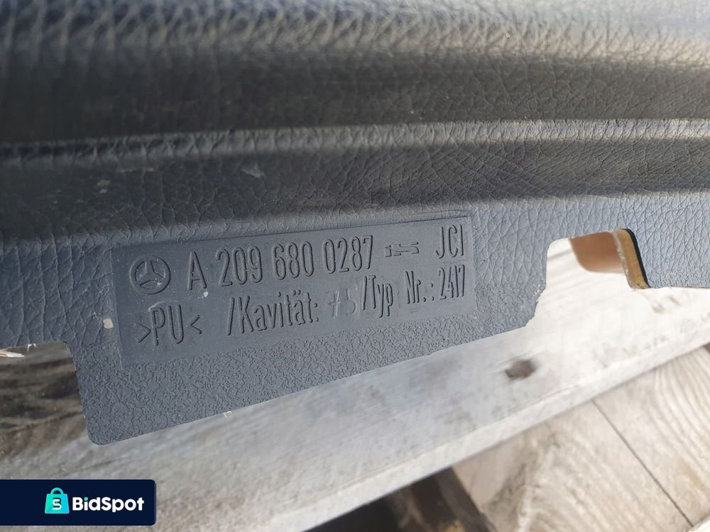 Mercedes CLK W209 DESKA ROZDZIELCZA KONSOLA EUROPA