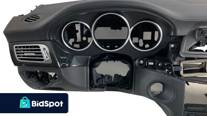NOWA NIENAPRAWIANA DESKA KOKPIT MERCEDES CLS 218