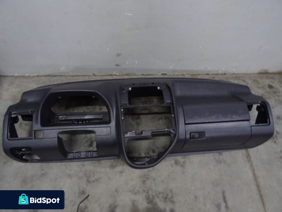 DESKA KONSOLA Z PODUSZKA PASAŻERA MERCEDES VITO W638 LIFT 99-03 NR276