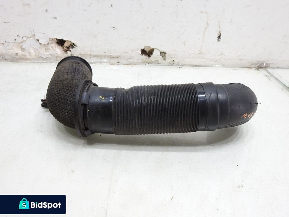 WĄŻ RURA DOLOT POWIETRZA KIA SORENTO I 2.4 B