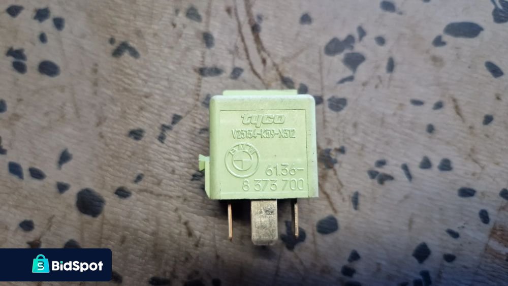 BMW E60 E61 PRZEKAŹNIK 8373700