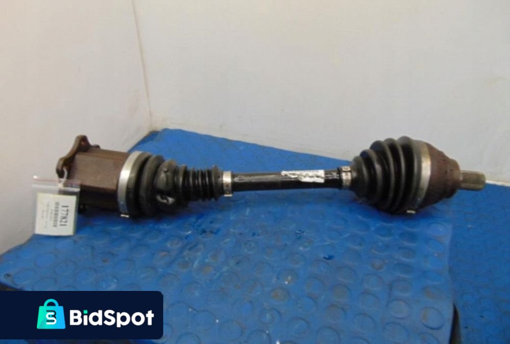 SKODA OCTAVIA III PÓŁOŚ LEWA 1.9TDI