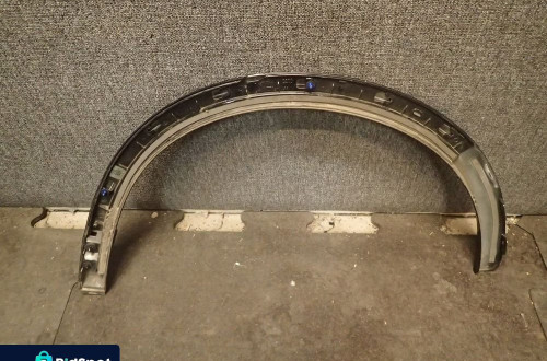 NAKŁADKA LISTWA BŁOTNIK PRAWY TYŁ AUDI Q3 8U0