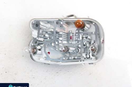 WKŁAD LAMPY LEWY TYŁ AUDI A6 C6 436071 436073