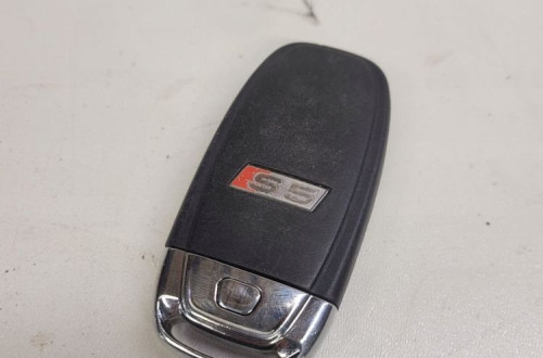 KLUCZYK PILOT AUDI A5 S5 LIFT 8T0959754AB