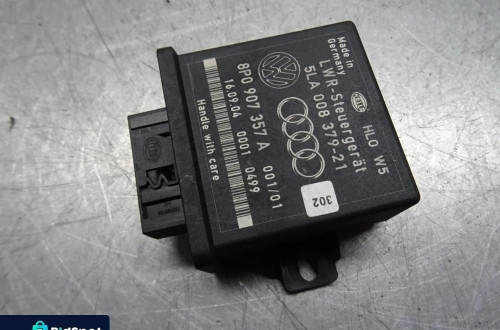 AUDI A3 8P 03-07 2.0 TDI MODUŁ STEROWNIK ŚWIATEŁ 8P0907357 A