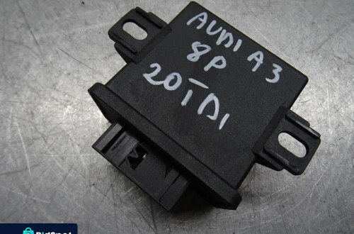 AUDI A3 8P 03-07 2.0 TDI MODUŁ STEROWNIK ŚWIATEŁ 8P0907357 A