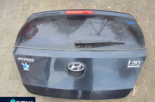 KLAMKA KLAPY TYLNEJ HYUNDAI I30 07-12 HB