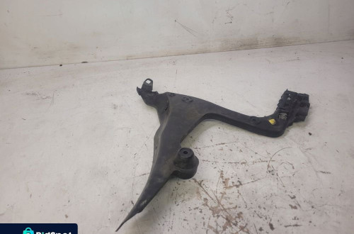 ŚLIZG ZDERZAKA PRAWY TYŁ AUDI A3 8P 8P4807378B