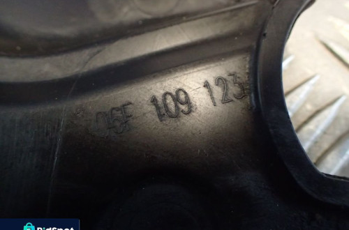AUDI A4 B7 2.0 TFSI OBUDOWA ROZRZADU 06F109123 RADOM