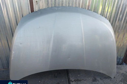 Maska pokrywa silnika Nissan Tiida