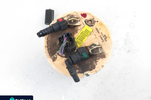 PŁYWAK FORD FIESTA MK6 1.6 TDCi 8V51-9275