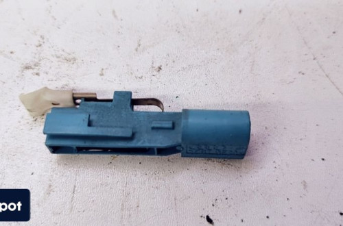 CZUJNIK STYCZNIK KLAMKI AUDI A5 A6 A7 4G8959985