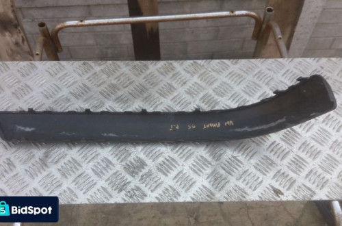 vw passat b5 listwa zderzaka przod przednia prawa 3b0807792