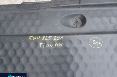 PODŁOGA OSŁONA PODWOZIA LEWA 5N0825201 VW TIGUAN RADOM