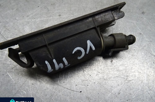 OPEL VECTRA C GTS LIFT 05-08 LAMPKA TABLICY REJESTRACYJNEJ