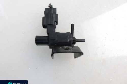 ZAWÓR PODCIŚNIENIA SUZUKI GRAND VITARA I 2.0 TD K5T47984