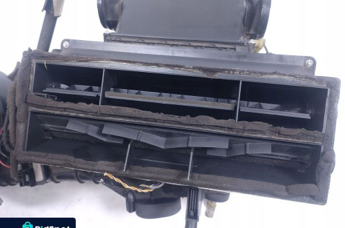 NAGRZEWNICA OPEL ASTRA H (2004-2006) 13113823 EU