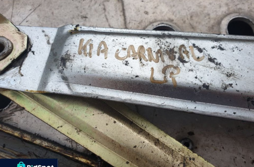 kia carnival i podnosnik szyby lewy przód