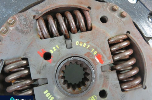 KOŁO ZAMACHOWE OPEL ASTRA G 1.7 DTI 321008710 8972280420