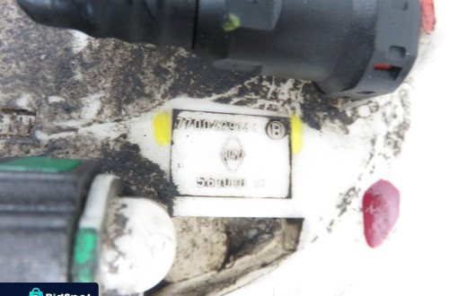 PŁYWAK RENAULT SCENIC I FL 1.9 dCi 7700429144B