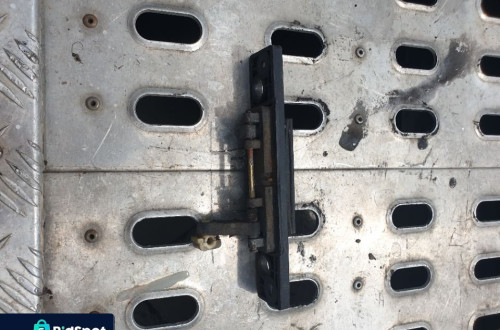 kia carnival i klamka klapy tyl tylnej bagaznika