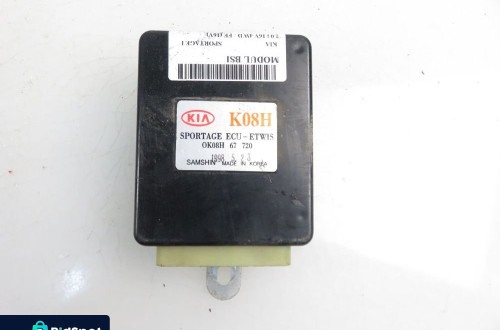 MODUŁ KIA SPORTAGE I 2.0 16V OK08H67720
