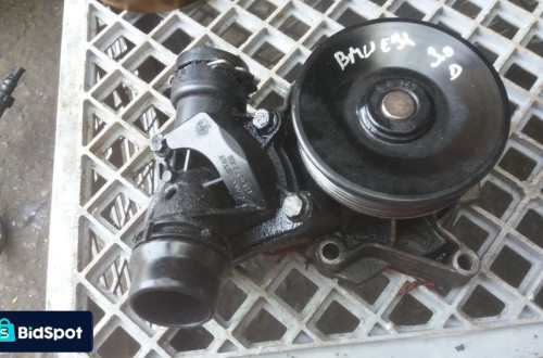 bmw e60 e61 e91 e92 3.0d pompa wody termostat