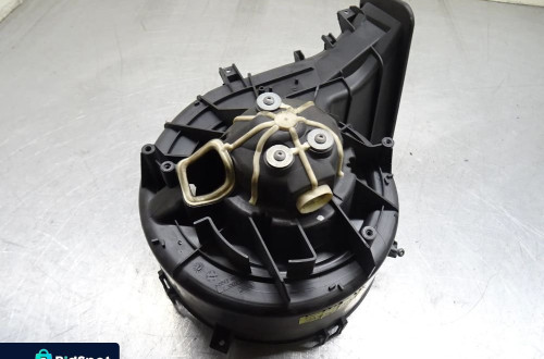 OPEL VECTRA C GTS LIFT 05-08 HB 5D DMUCHAWA WENTYLATOR NAWIEWU 985852T