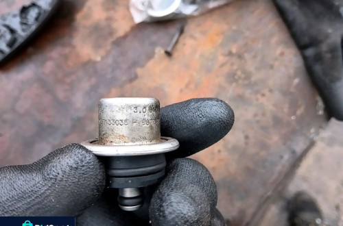 audi swat vw zawor regolator cisnienia paliwa 037133035h