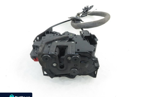 ZAMEK PRAWY TYLNY RENAULT ESPACE V 825002920R