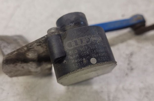 CZUJNIK POZIOMOWANIA ŚWIATEŁ AUDI A4 B7 8E0616571H
