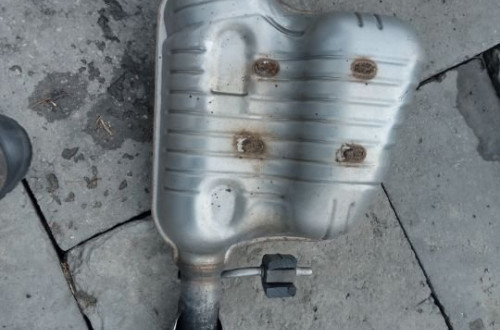 audi a6 c6 2.0tdi tlumnik koncowy prawy 4f0253612r