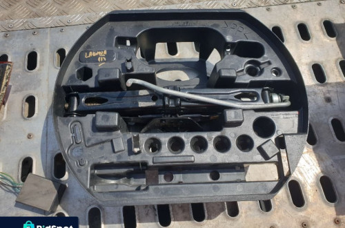 renault laguna iii wklad kola zapasowego lewarek