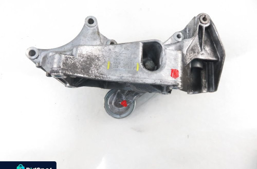 ŁAPA ALTERNATORA VW GOLF IV 1.4 16V 032145169Q