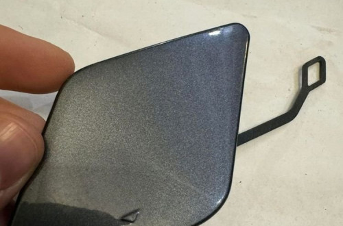 BMW 3 F30 11-14r. - ZAŚLEPKA HAKA ZDERZAKA TYŁ 51127301464