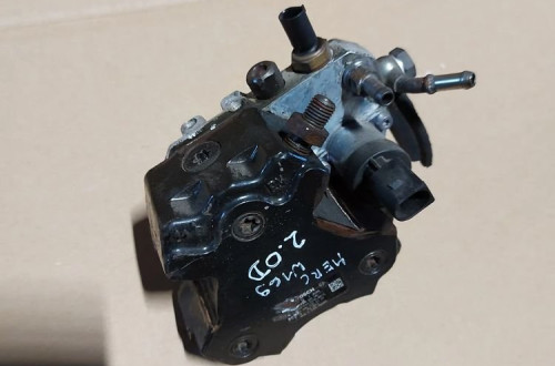 Pompa wtryskowa Mercedes W169 2.0d 0445010120 A6400700701