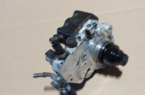 Pompa wtryskowa Mercedes W169 2.0d 0445010120 A6400700701