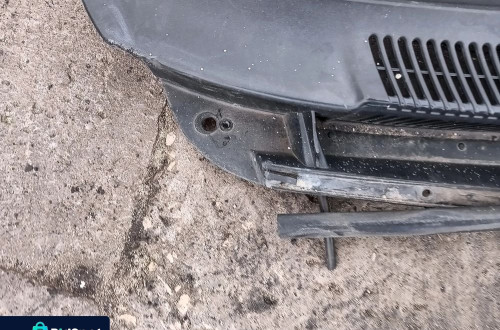 toyota yaris ii podszybie europa 55781-0d100