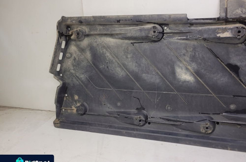 OSŁONA PŁYTA PODWOZIA PRAWA AUDI A1 VW 6R0825202