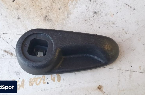 toyota yaris ii raczka uchwyt regulacji fotela prawy przód przednia prawa pasazera