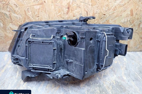 LAMPA PRAWA REFLEKTOR PRAWY BI XENON AUDI Q5 8R 8R0941004AF