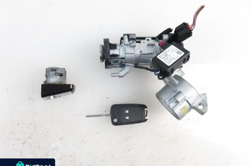 STACYJKA WKŁADKI OPEL INSIGNIA A (G09) 20939745