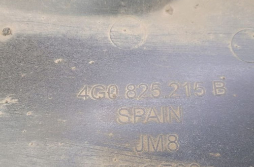 OSŁONA PODWOZIA LEWY TYŁ AUDI A6 C7 4G0825215B