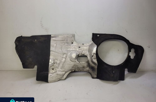 WYGŁUSZENIE ŚCIANY GRODZIOWEJ VW AUDI A1 6R1863353